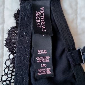 Victoria's Secret black lace bra 34D